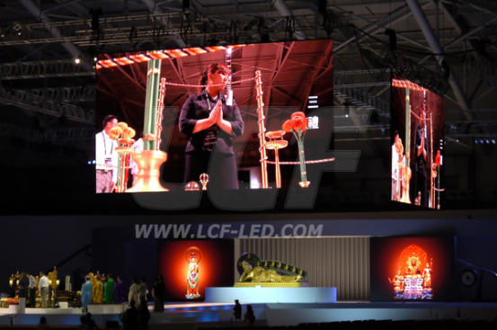 304AM永利LED显示屏市场