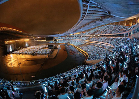 304AM永利LED透明屏燃爆张韶涵南京演唱会！