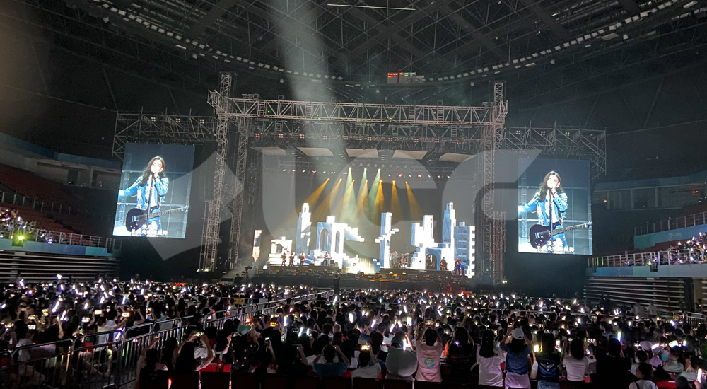 于文文演唱会LED屏