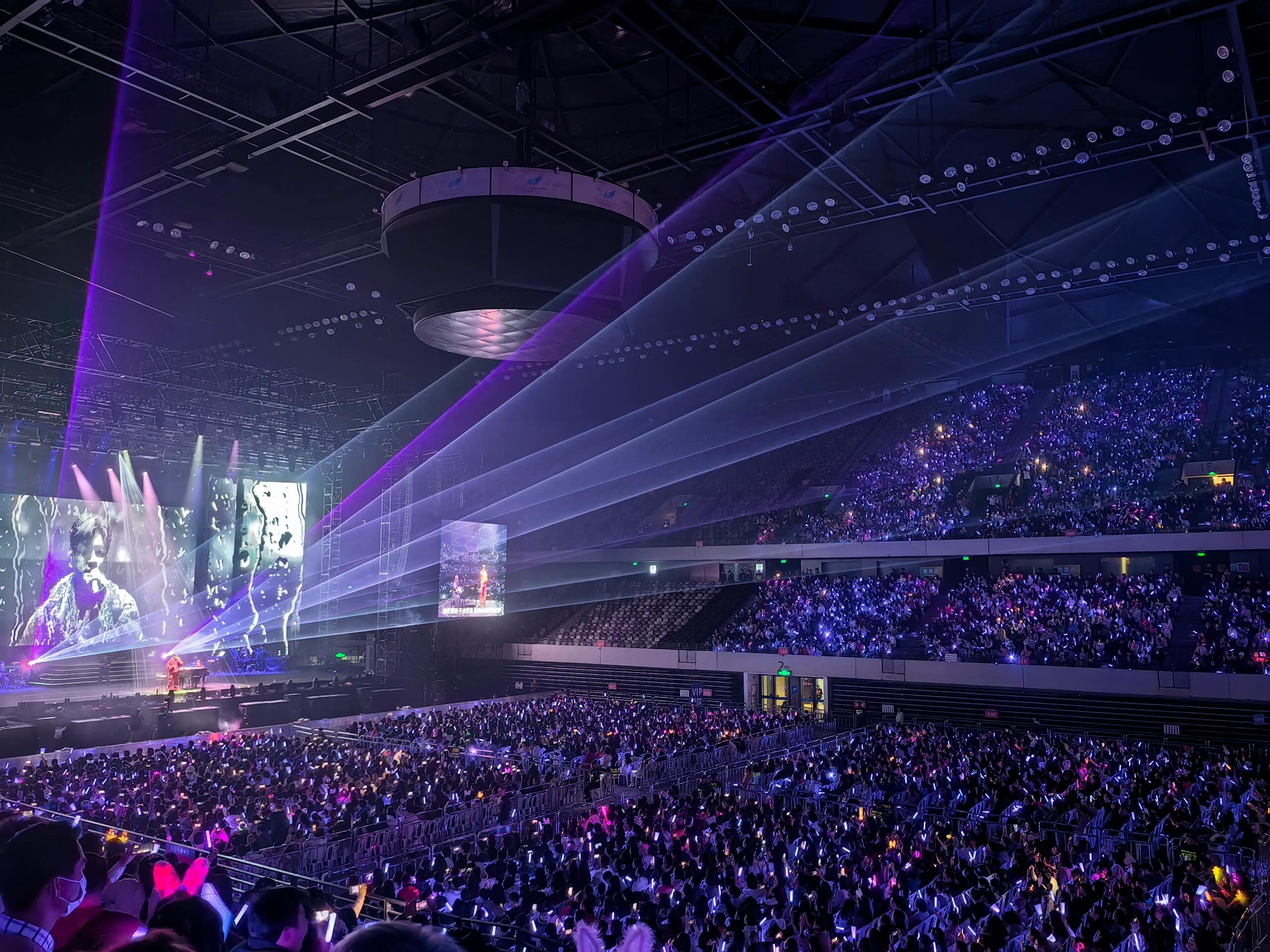 演唱会LED透明屏