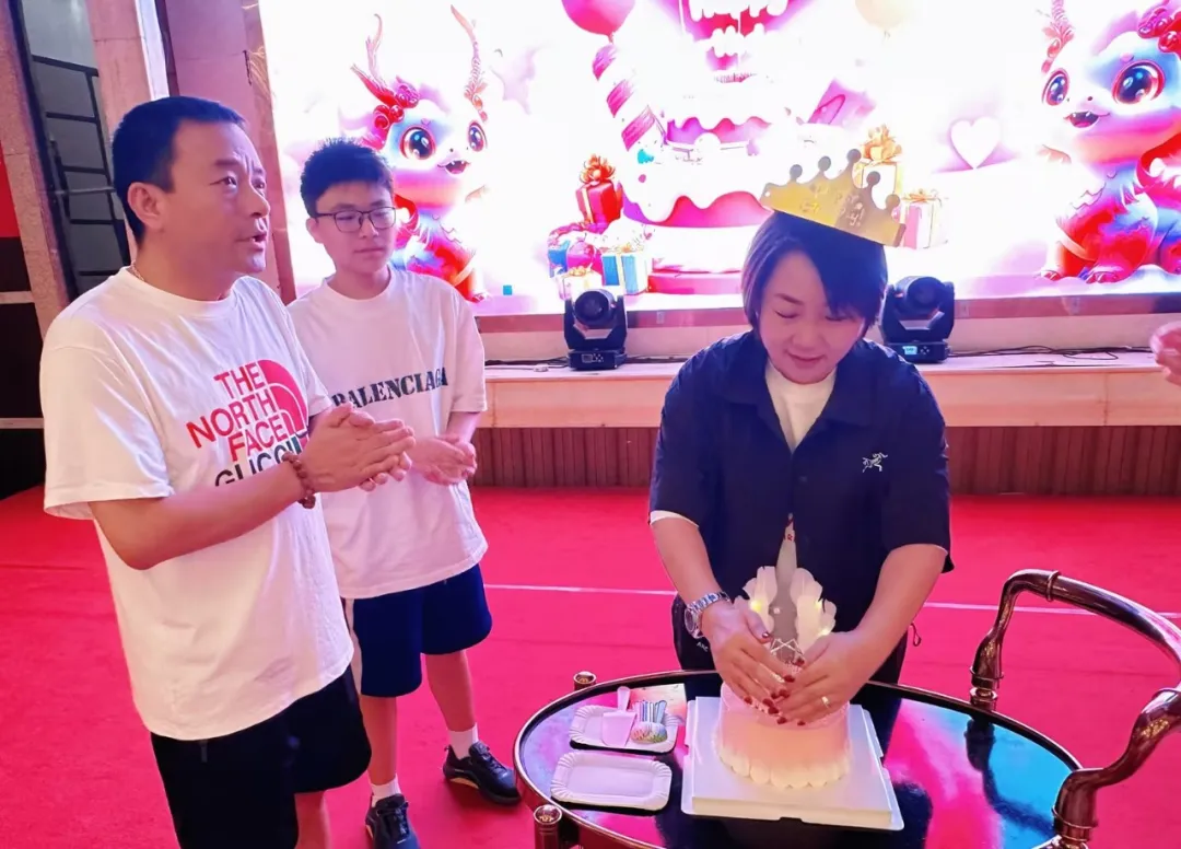 304AM永利LED显示屏 304AM永利LED显示屏