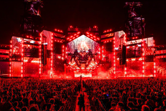 304AM永利LCF新加坡ITC云仓启航，国际演艺市场的黑马强势突围！